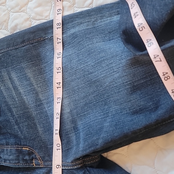 Buffalo Jeans Sz 28. Felow Mid Rise/ Stretch Flare. 29" Long, measures in Photo - Picture 13 of 13